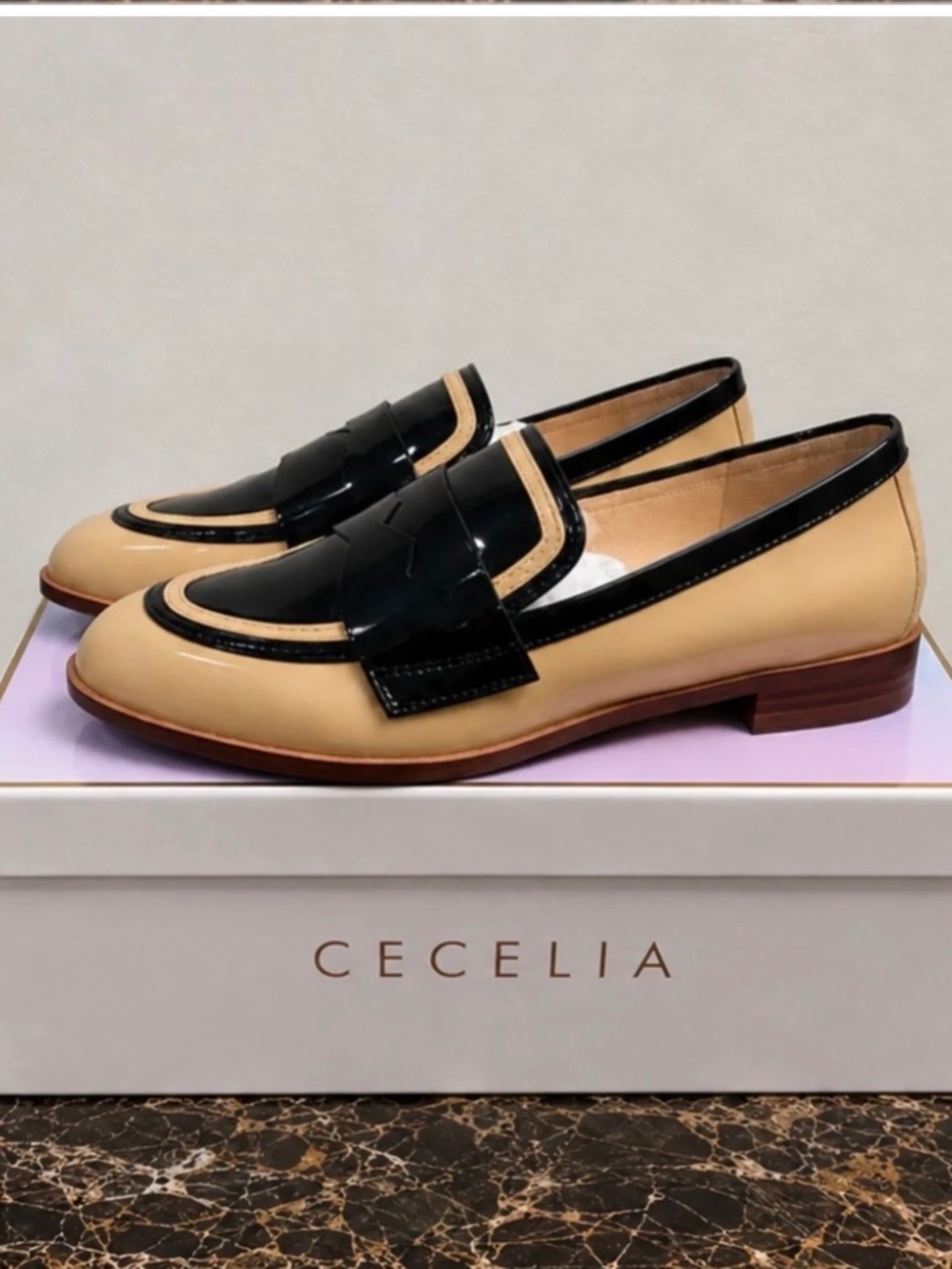 NWT Cecelia New York Kail Penny Loafers Patent Leather Nude Black Size 8
